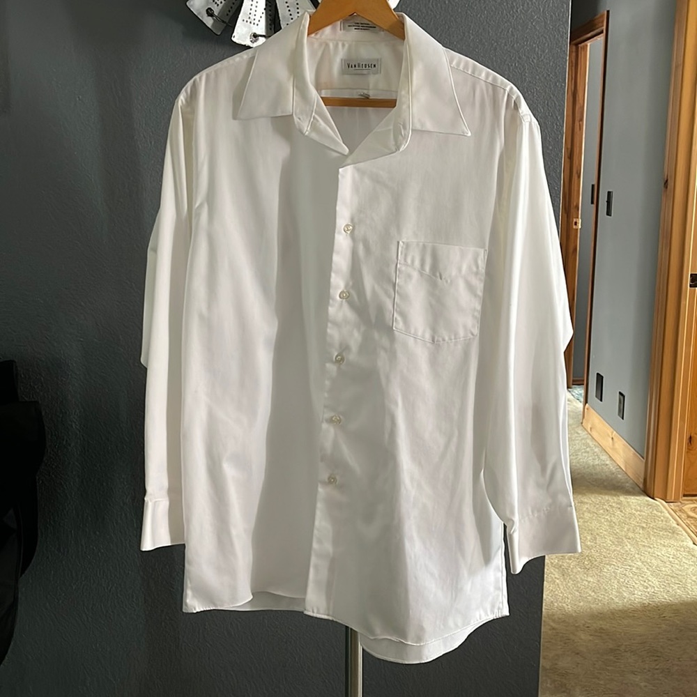 VanHeusen Mens Dress Shirt